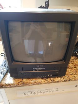 CRT TV Works Great Comes With Remote