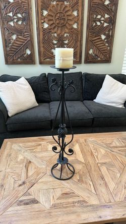 Candle holder