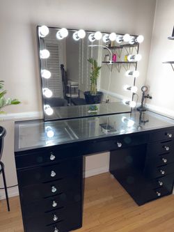 Black Vanity