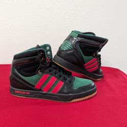 Vintage Adidas Trefoil Court Attitude Black/ Green/Red Men's Size 5.5 for  Sale in Carmichael, CA - OfferUp