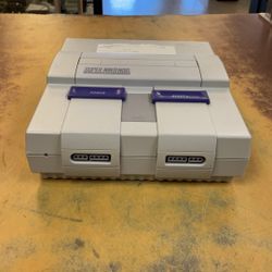 Super Nintendo Console ( Console Only ) 