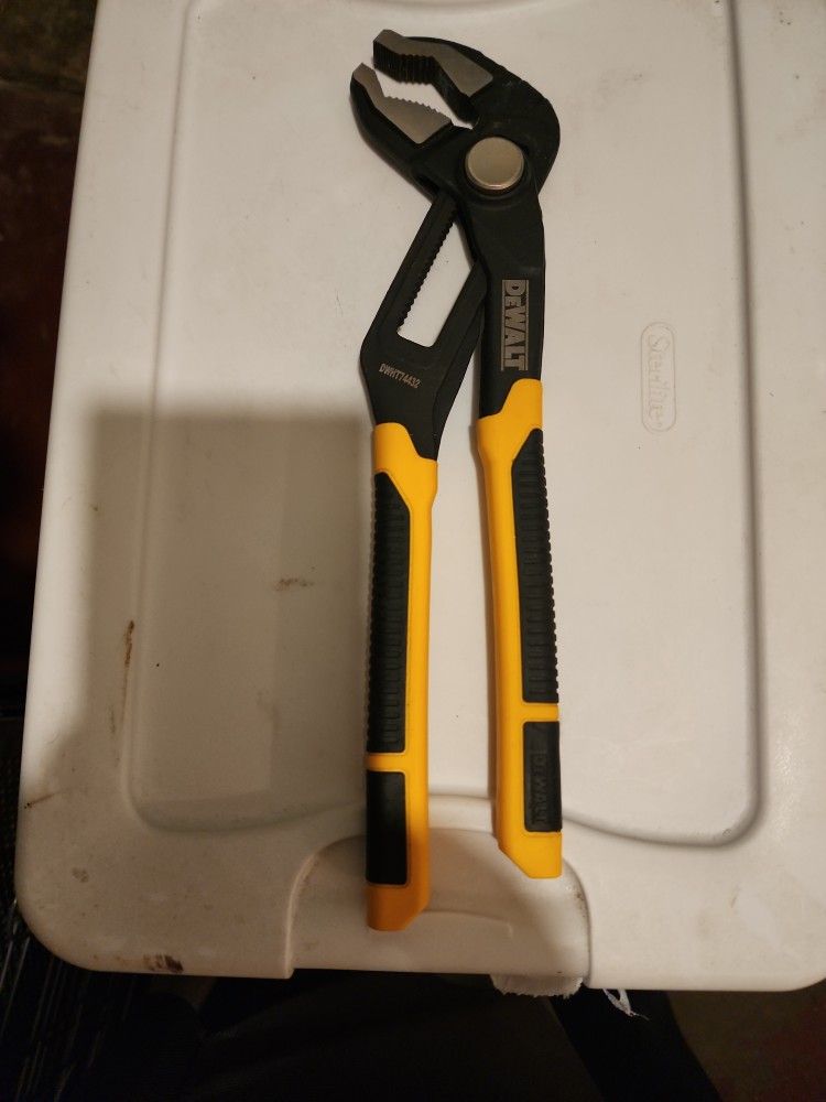 Pliers Dewalt