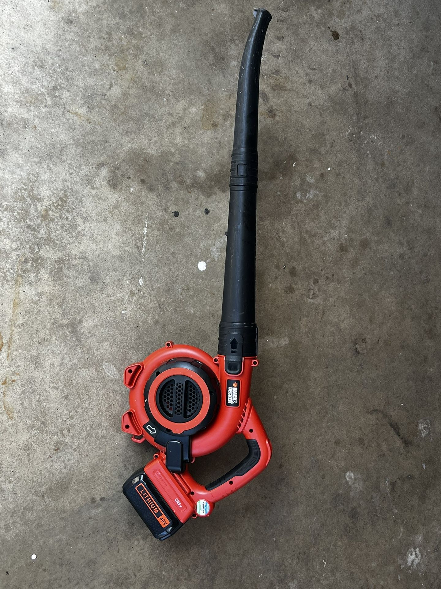 Black & Decker Cordless Leaf Blower