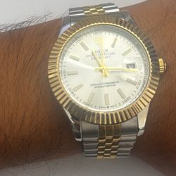 Two Tone Date Just