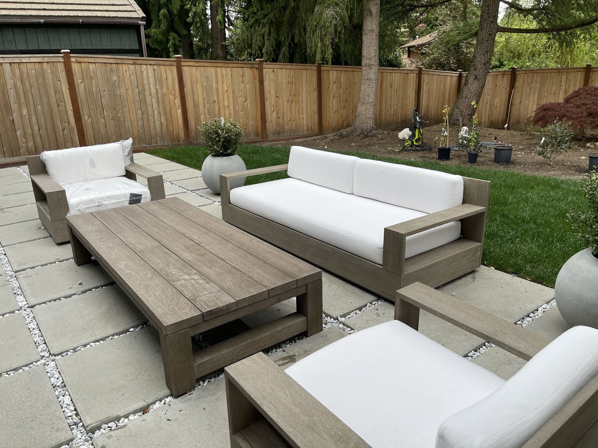 Restoration Hardware Patio Furniture Set