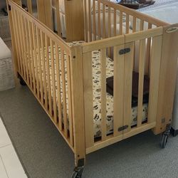 Foundation Crib