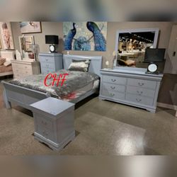 Louis philip 4 pc Queen bedroom set
