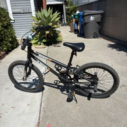 SE 20” Bronco Bike