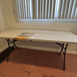6’ Lifetime Foldable Table