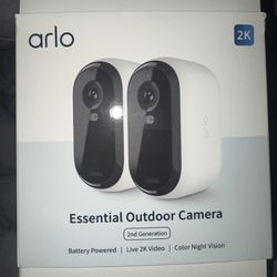 Arlo Essential Outdoor Camera 