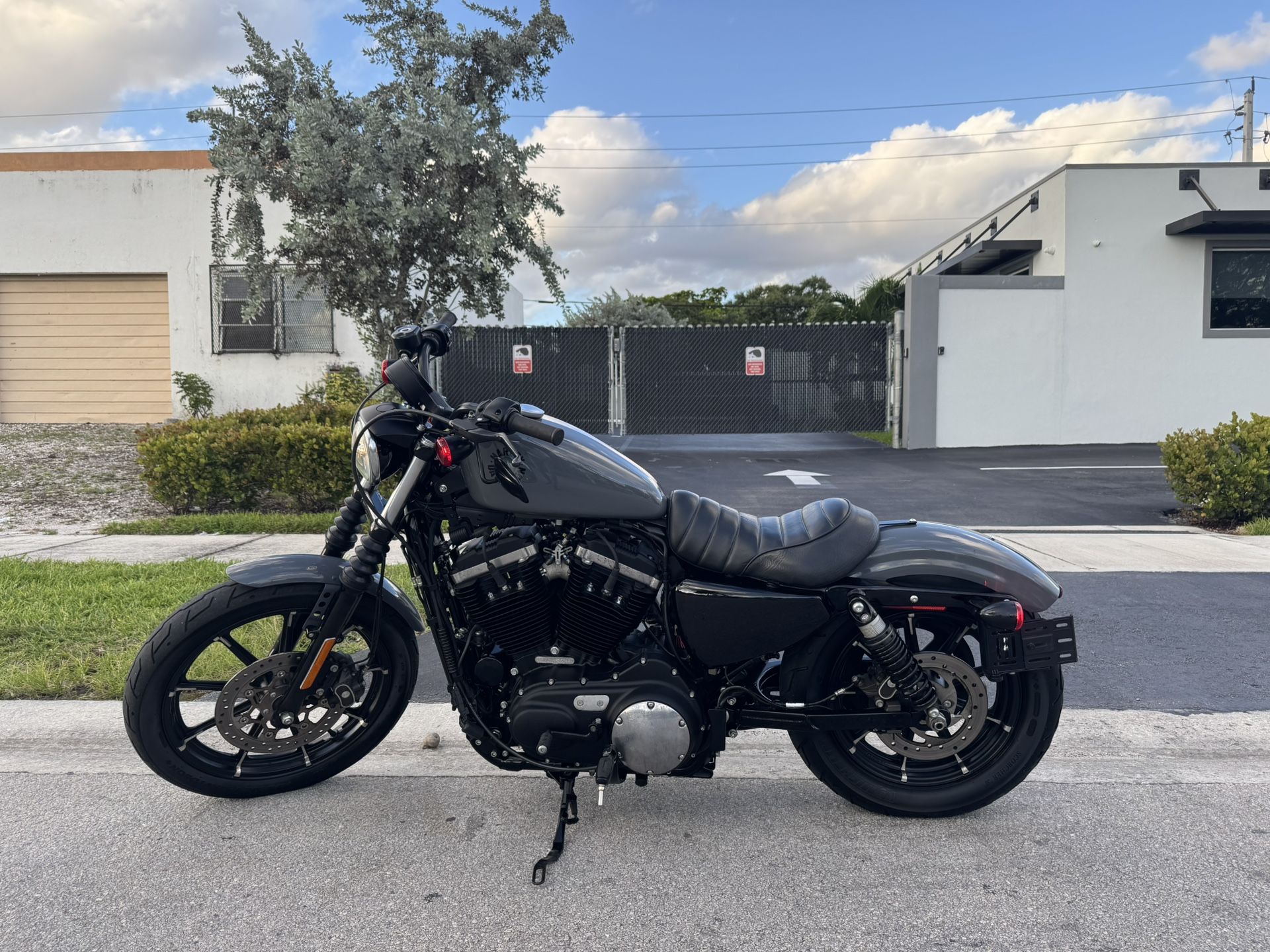 2022 Harley Davidson Sporster Iron 883