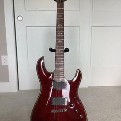 Schecter C1 Hellraiser Electric Guitar - RH 6 String With EMG Pickups - 2009 - Non Floyd