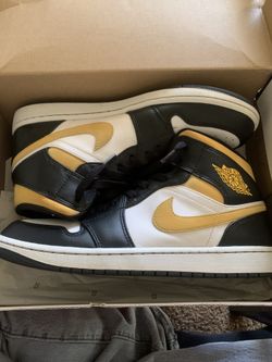 Air Jordan 1 Mid