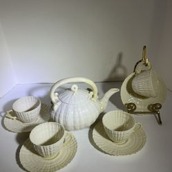 Vintage Belleek Limpet Yellow Lg. Teapot & A Set Of 4 Limpet Yellow  Teacup & Saucers, Old Black Stamped On Bottom 