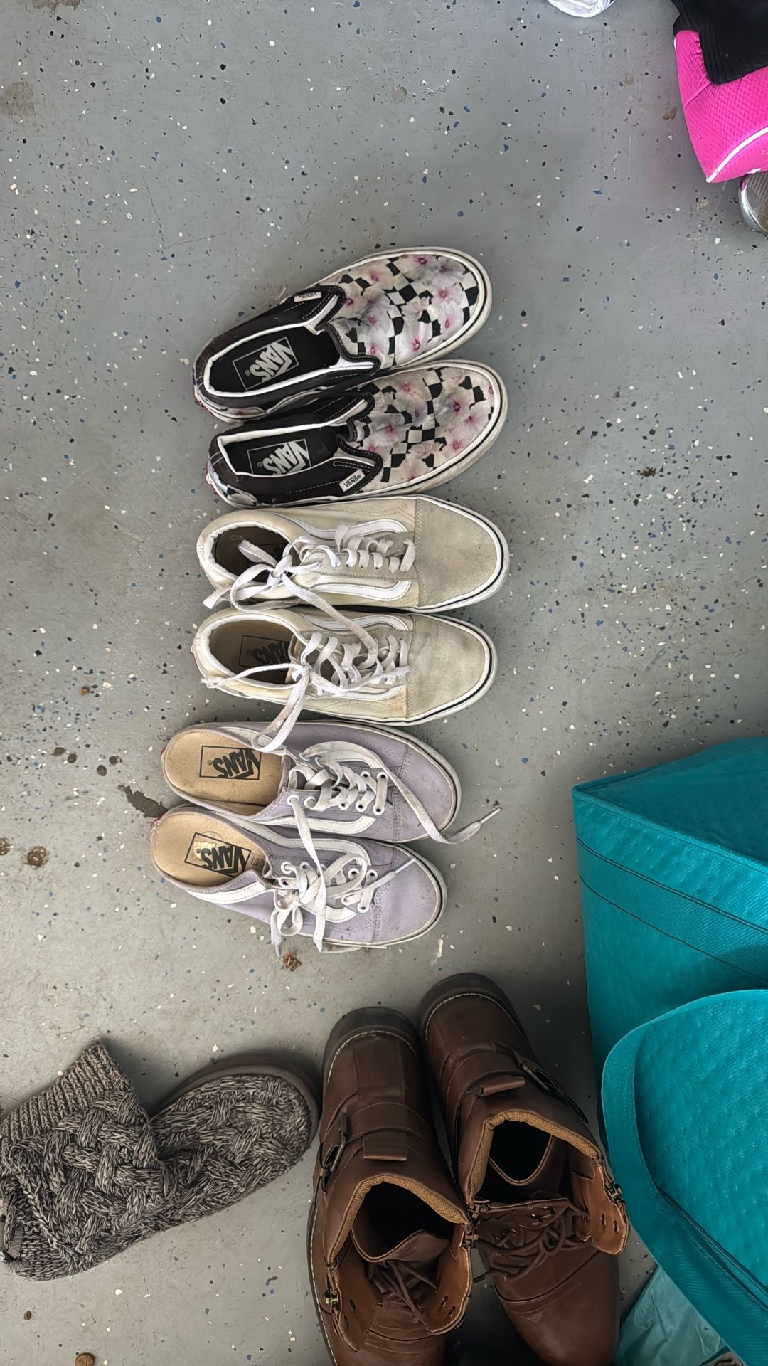 Women’s/girls Vans