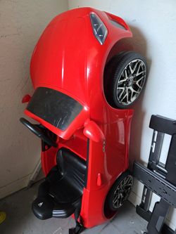 12 V Ride On Car