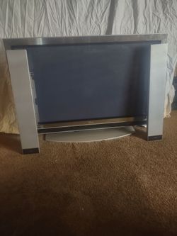 2004 LG plasma television