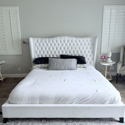 Z Gallery King Bed Frame 