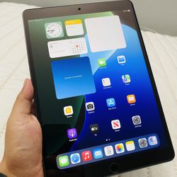 iPad Air 3rd Gen | 256GB | Wi-Fi + Cellular | Black | Like New | iOS 18.5