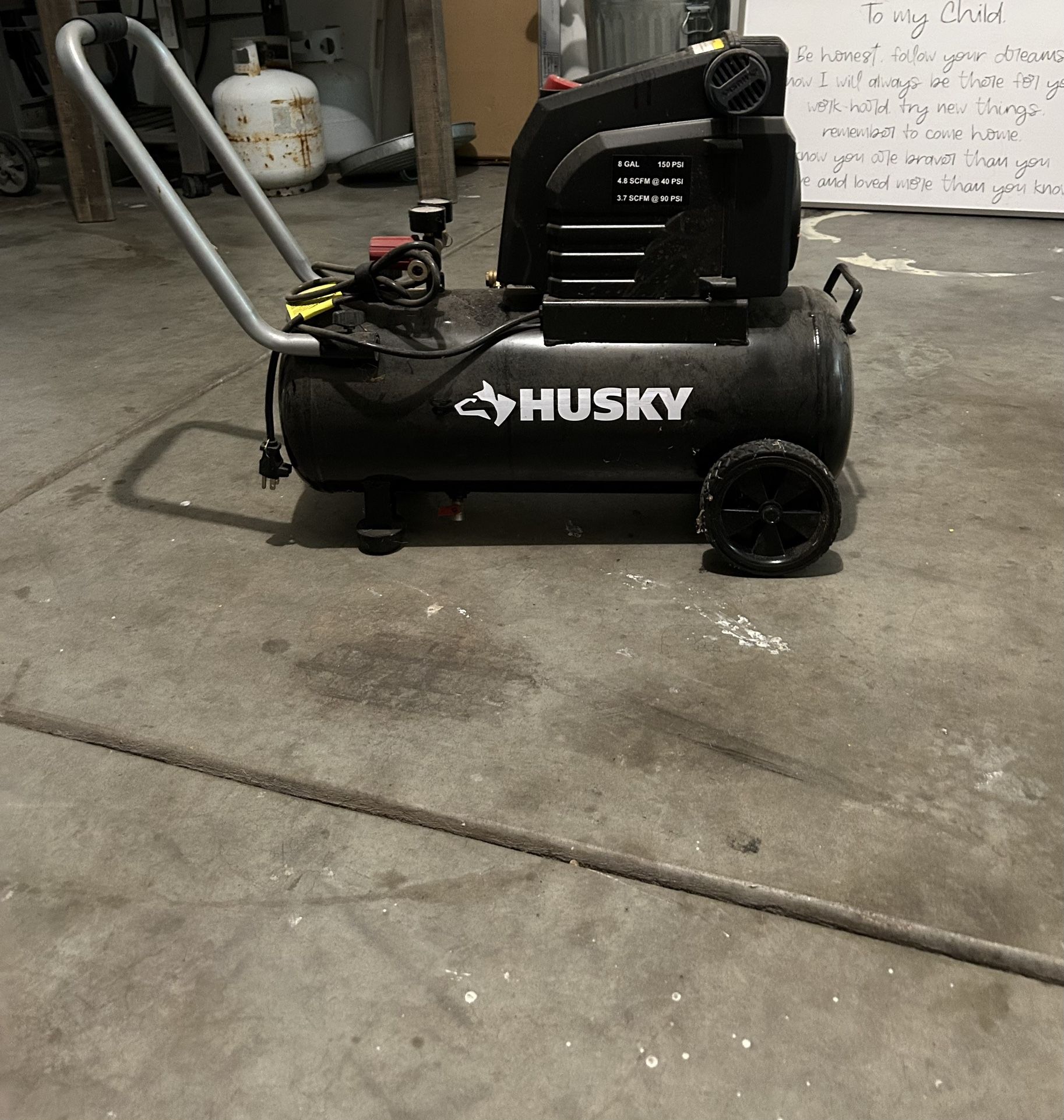 8 gal .150 psi husky compressor