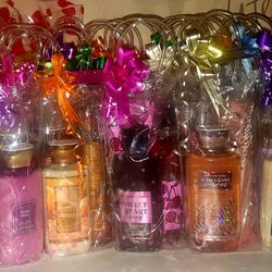 Bath & Body Works 3 Piece Gift Sets $30 Each ❣