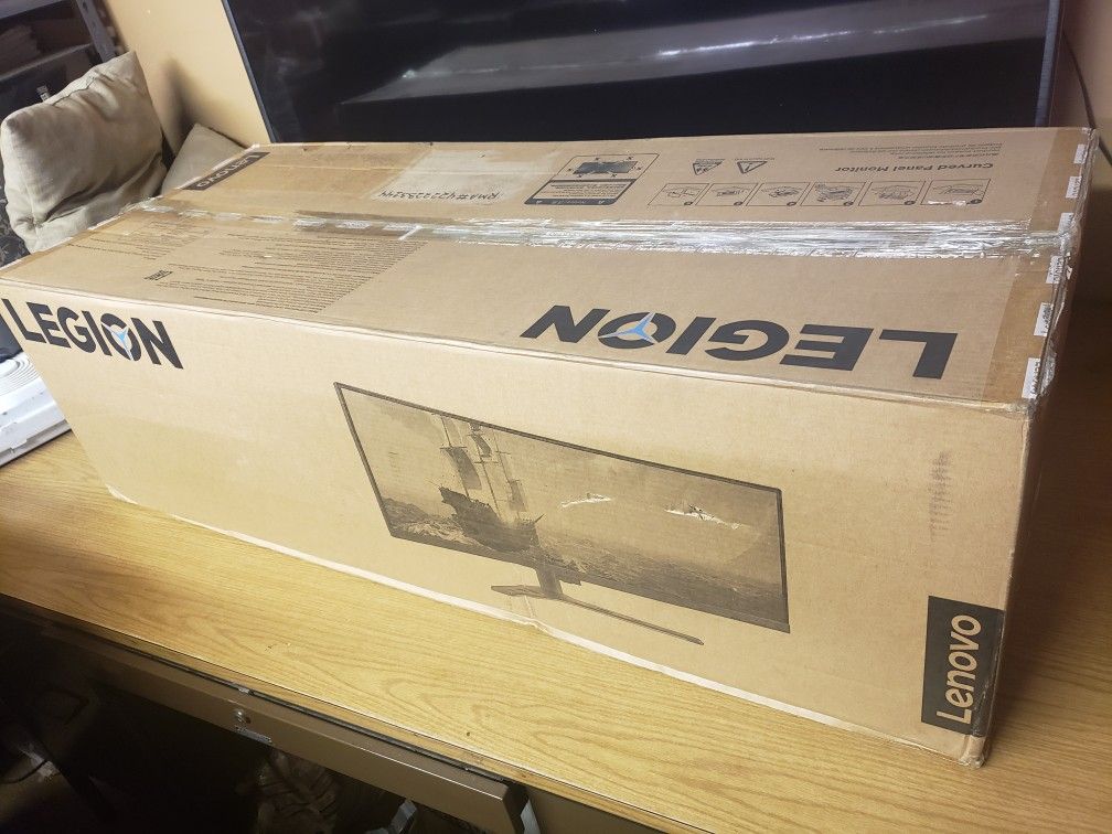 Monitor Lenovo GAMING, Y44w-10, 43" Curved, Excellent
