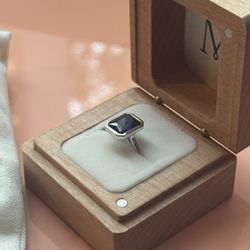 18k White Gold 2.10 Carat Sapphire Engagement Ring, Size 6.75 - DoAmore