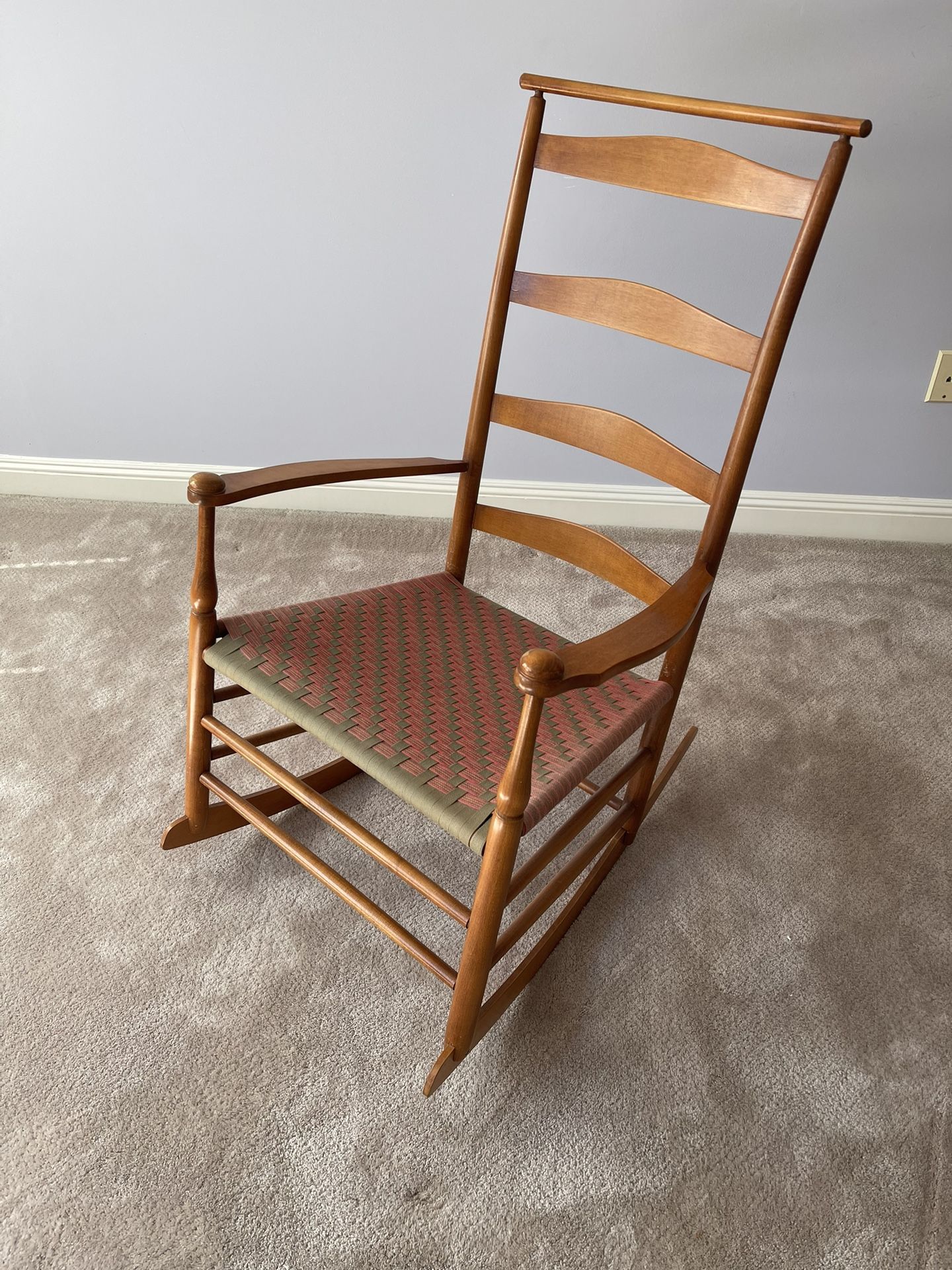 Shaker Rocking Chair