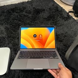 Macbook Pro 2020 (pristine condition)