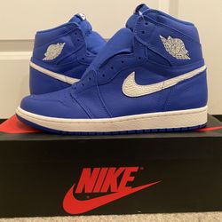 Jordan 1 Retro High Hyper Royal Size 10.5 Mens