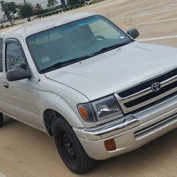 2000 Toyota Tacoma