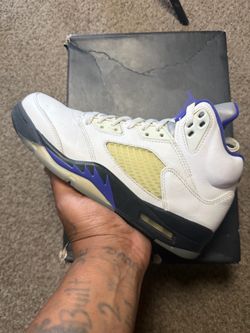 Jordan 5 size 8