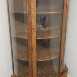 Antique Curio Cabinets 
