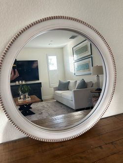 Round Wall Mirror with Beaded White Frame