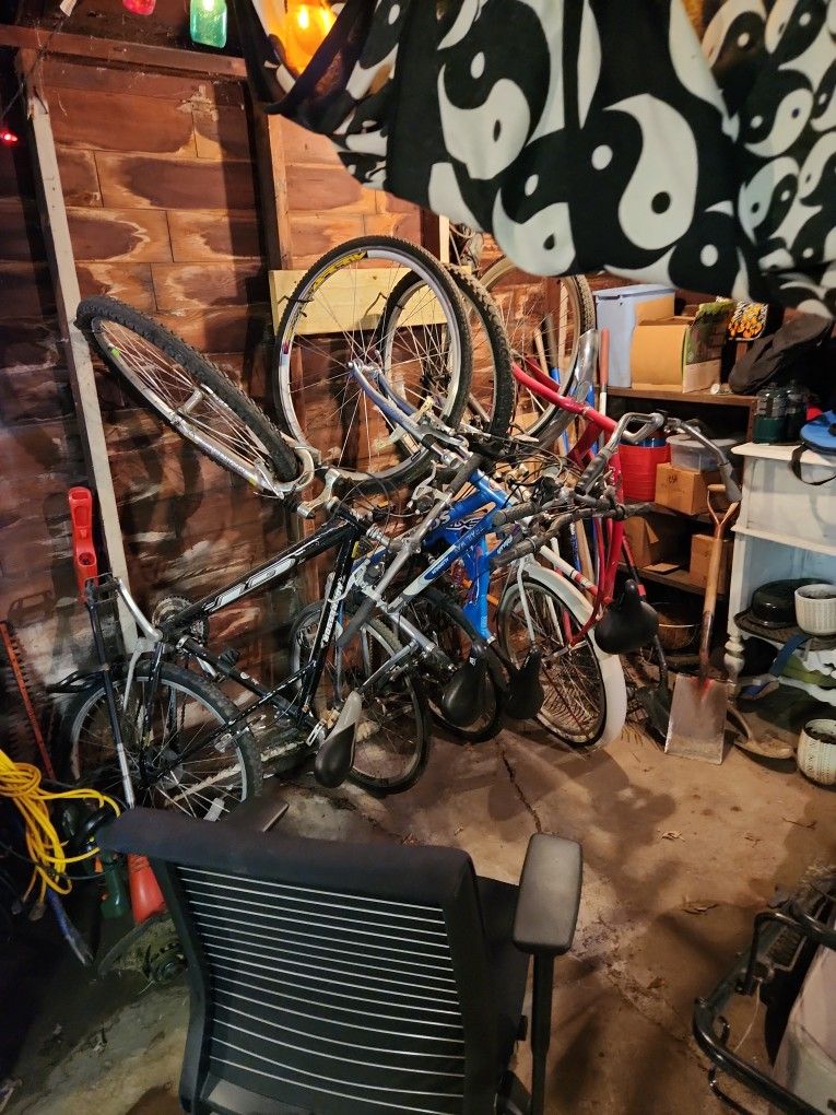 4 Bikes For Sale for Sale in Cuyahoga Falls, OH - OfferUp