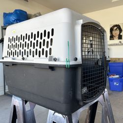 Medium dog kennel only used once