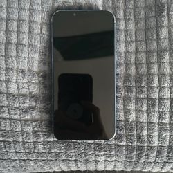 Iphone 13(Read bio)