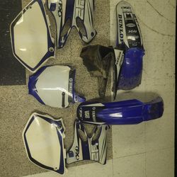 2003 Yz125 Plastics FREE