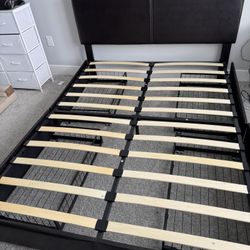 Queen bed And mattress New