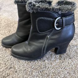 Brilliant Black Ankle Boot Size 9