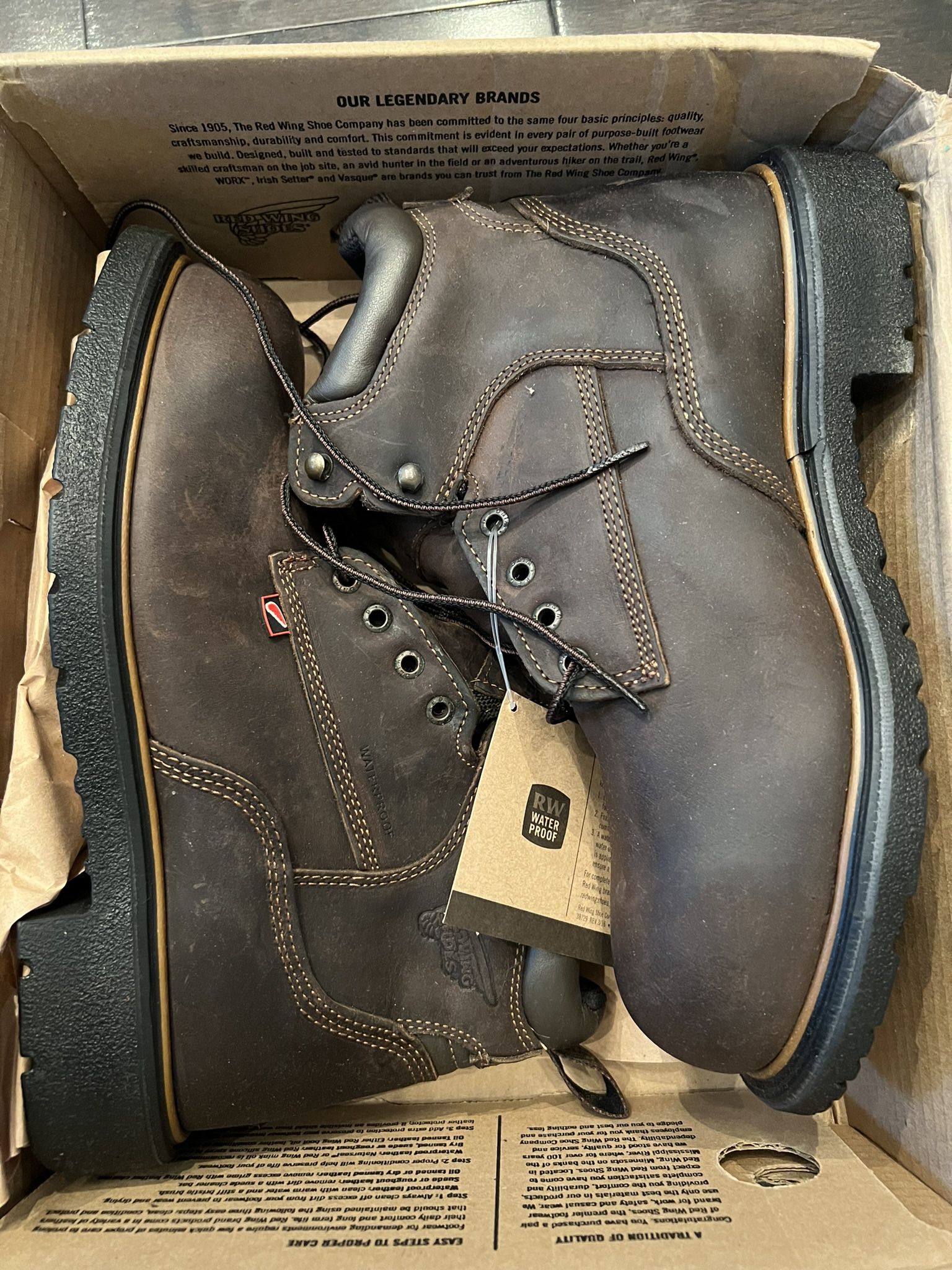 DYNAFORCE Men’s 6-inch Insulated, Waterproof Safety Toe Boot