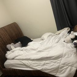 Wicker full Size Bed Frame 