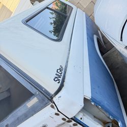 Ford 8’ snug top camper shell