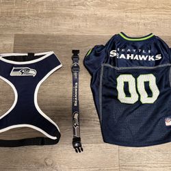 Seattle Seahawks dog Bundle Of 3 Items For sm/med Dog 