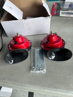 12V Dual-Tone Snail Horns — Pair, Super Loud, Red/Black, New in Box