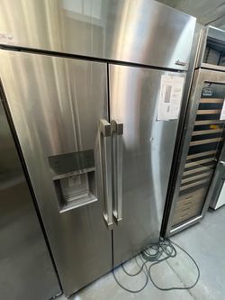 Dacor 42” built in refrigerator