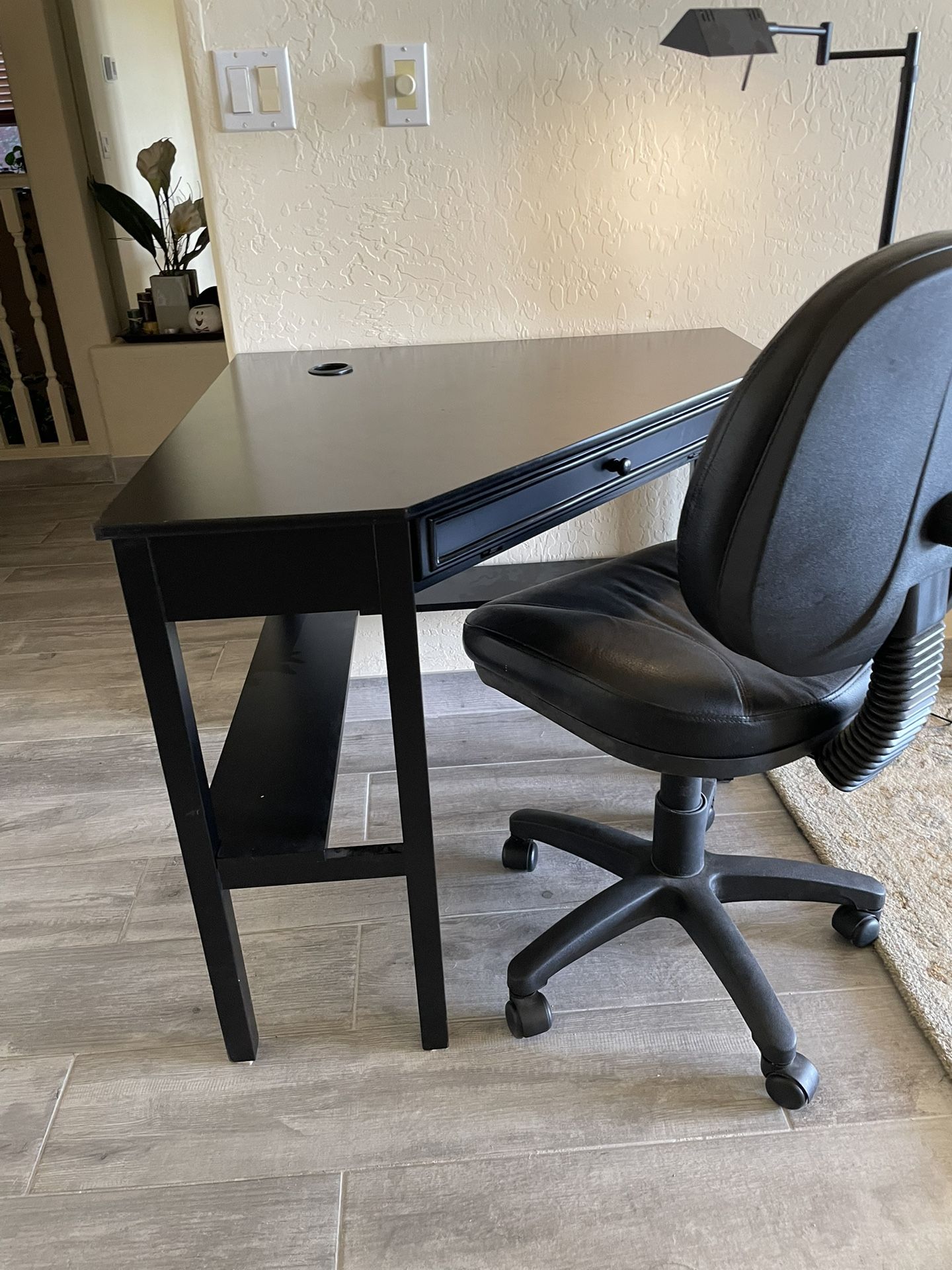 Computer Desk , Chair And Lamps