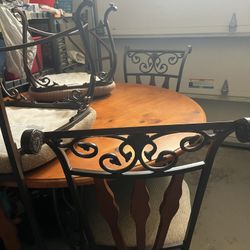 Kitchen Table And Chairs 