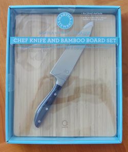 6 in Chef Knife and Banboo Board Set