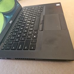 Dell Latitude Laptop 5400 i7 16gb Ram 256gb SSD NVMe Drive 14" Touchscreen Win 11Pro 